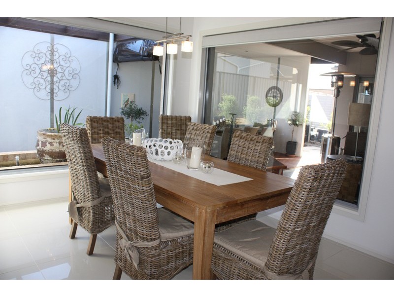 24 Nottinghill Rise, Sunbury VIC 3429