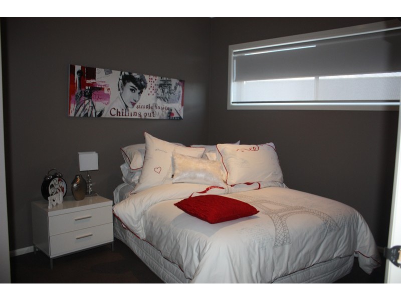 24 Nottinghill Rise, Sunbury VIC 3429