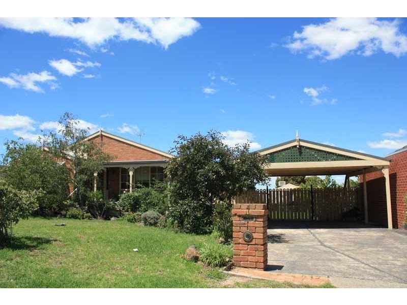 4 Tanner Place, Sunbury VIC 3429