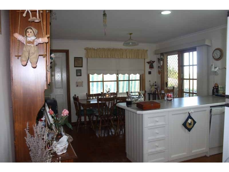 4 Tanner Place, Sunbury VIC 3429