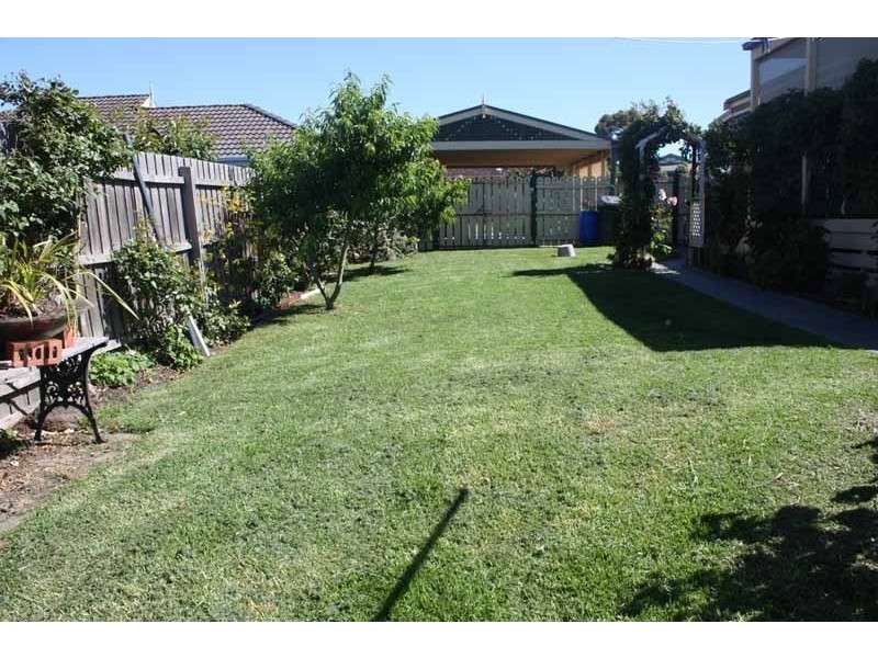 4 Tanner Place, Sunbury VIC 3429