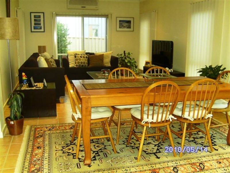 2 Schoolhouse Lane, Sunbury VIC 3429