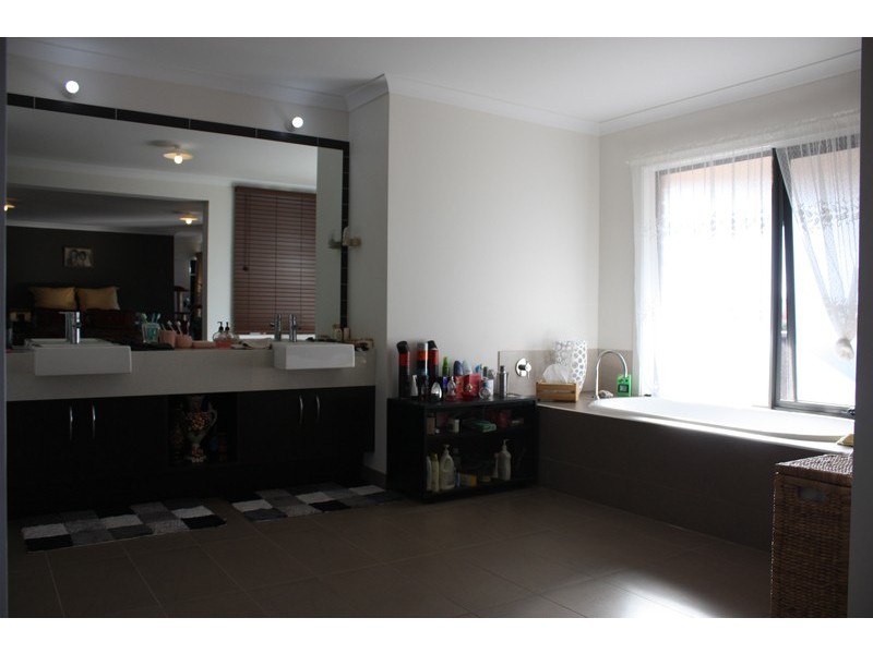 3 Hammersmith Court, Sunbury VIC 3429