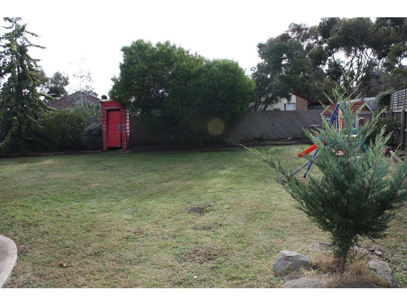 1 Cawl Court, Sunbury VIC 3429
