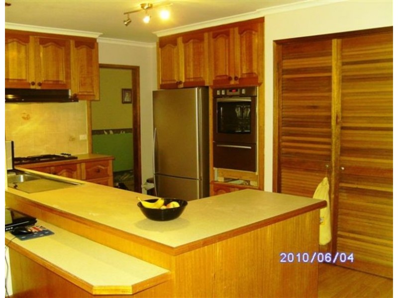 65 Muirfield Drive, Sunbury VIC 3429