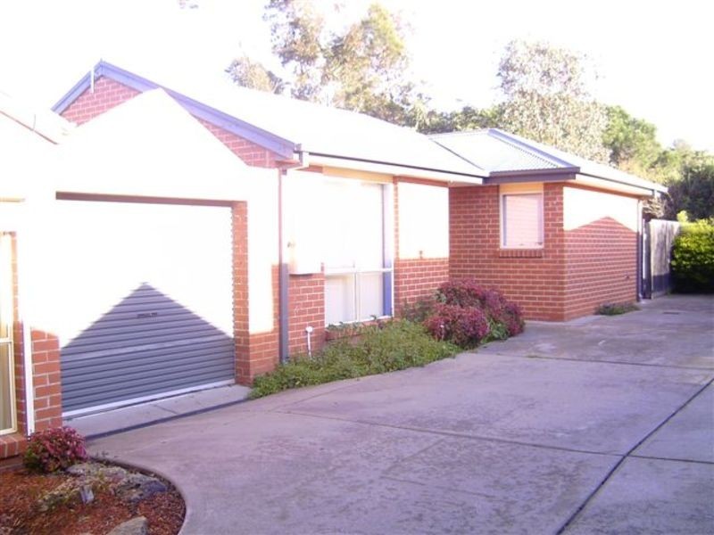 2/102 Main Road, Riddells Creek VIC 3431