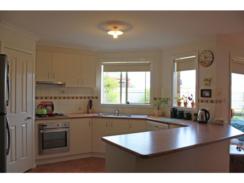 17 Murdoch Court, Sunbury VIC 3429