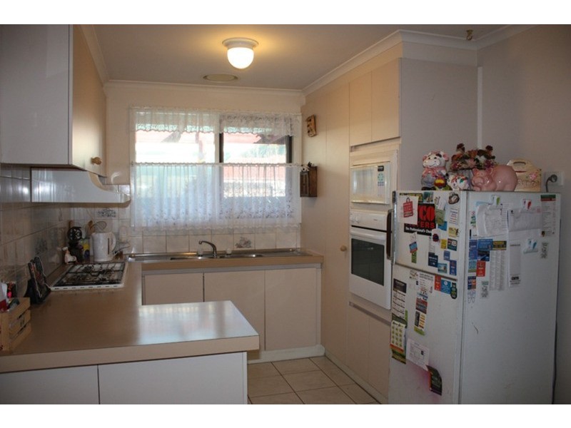 18 Muirfield Court, Sunbury VIC 3429