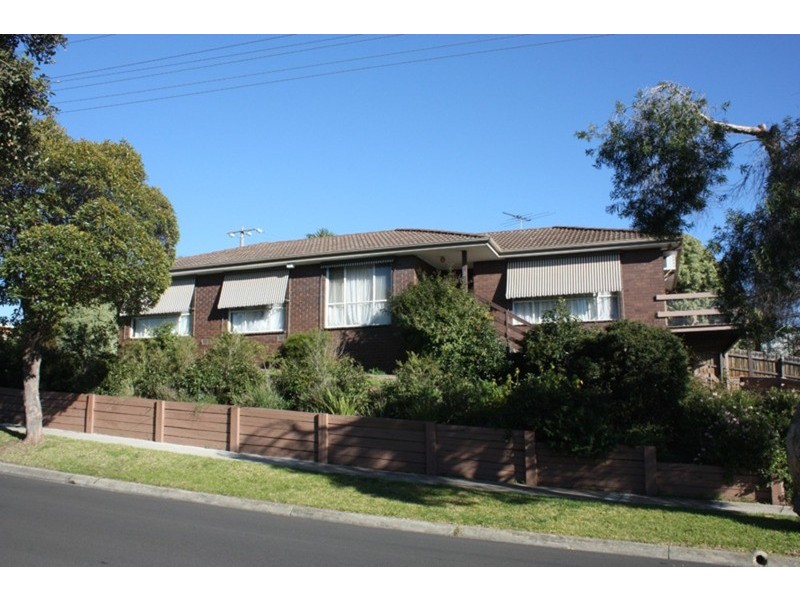 28 Blaxland Drive, Sunbury VIC 3429
