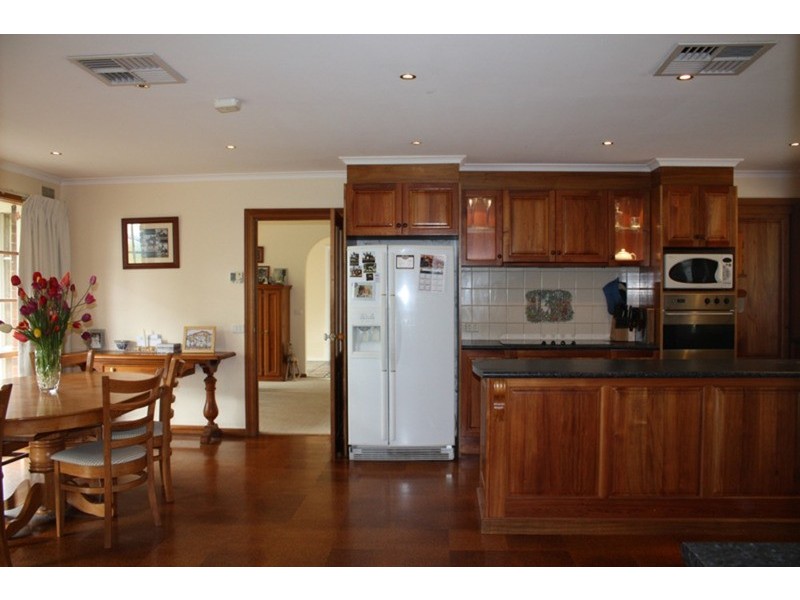 145 Palmer Road, Sunbury VIC 3429