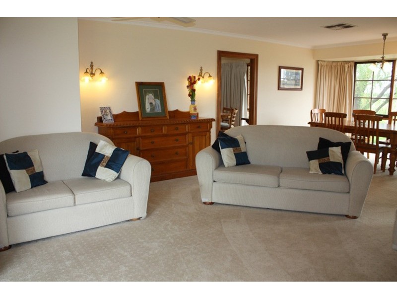 145 Palmer Road, Sunbury VIC 3429