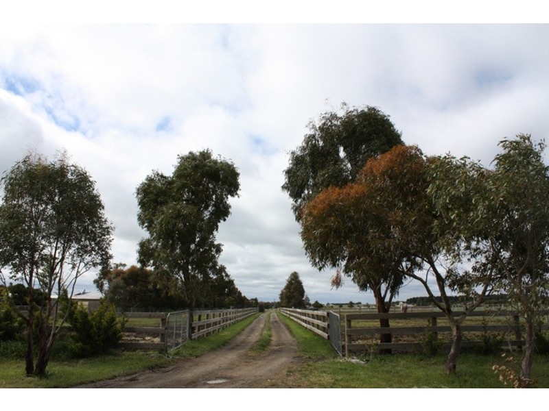 145 Palmer Road, Sunbury VIC 3429
