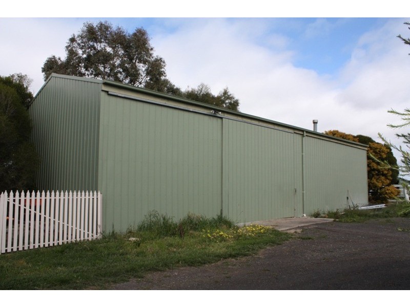 145 Palmer Road, Sunbury VIC 3429