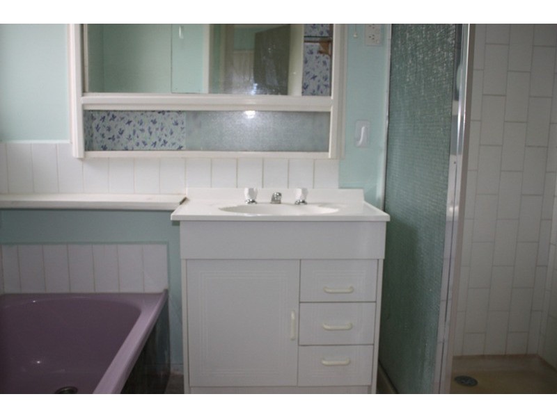 1 Melba Avenue, Sunbury VIC 3429