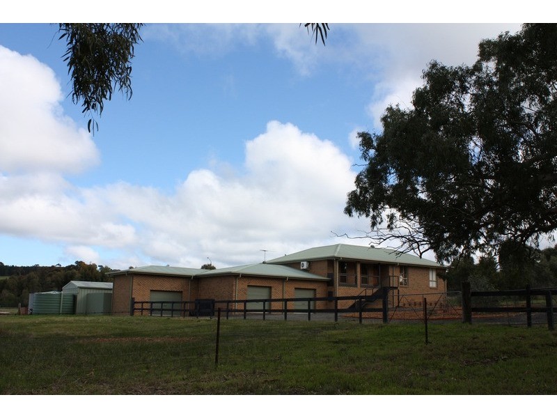 85 Nichol Street, Sunbury VIC 3429