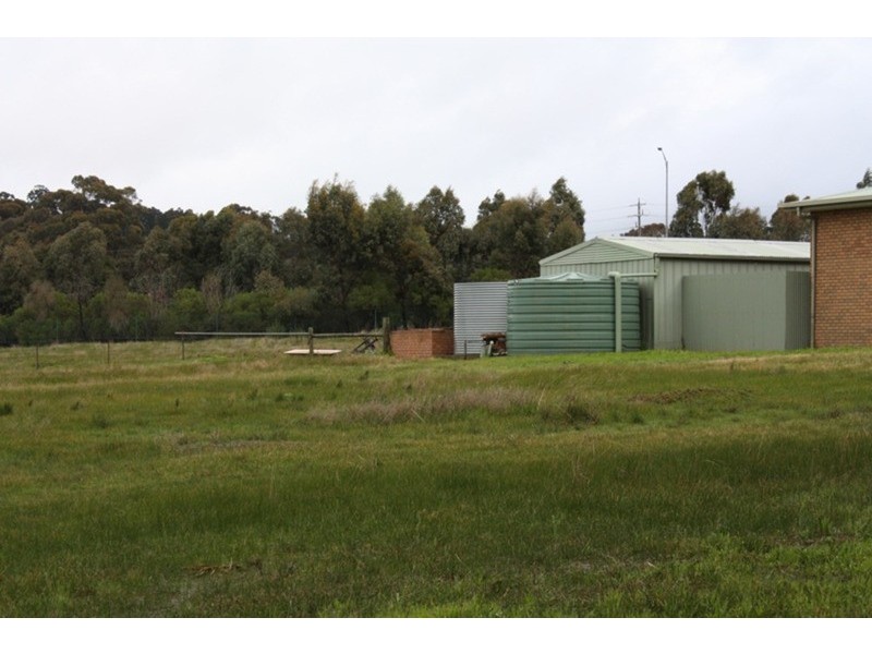 85 Nichol Street, Sunbury VIC 3429