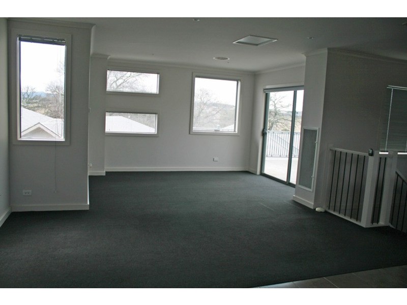 7/1 – 5 Rodney Street, Gisborne VIC 3437