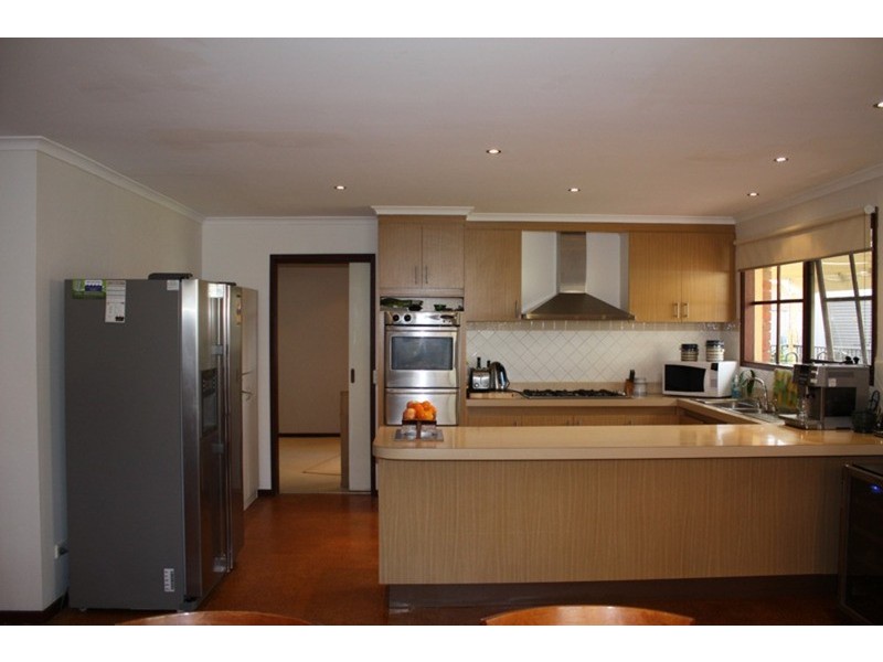 10 Chifley Court, Sunbury VIC 3429