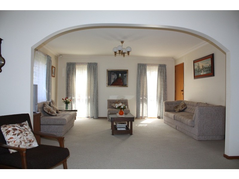 3 Cornish Street, Sunbury VIC 3429