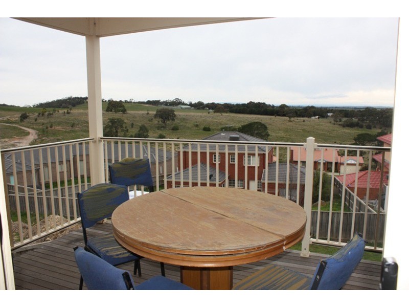 24 Possum Tail Run, Sunbury VIC 3429