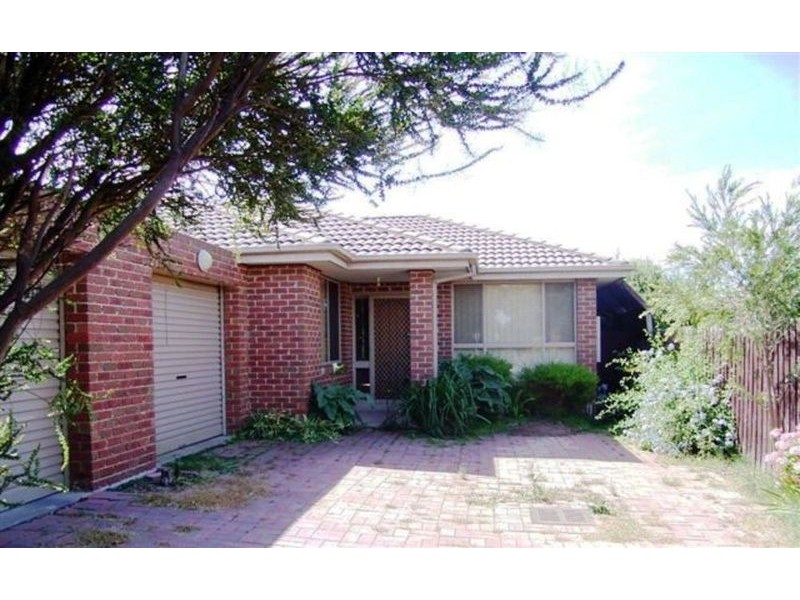 2/108 Welcome Road, Diggers Rest VIC 3427