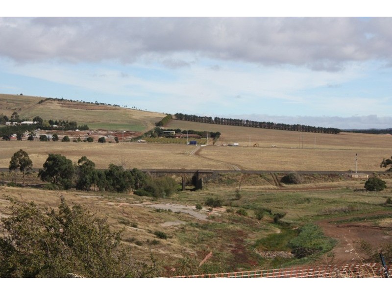 4 Fulham Way, Sunbury VIC 3429