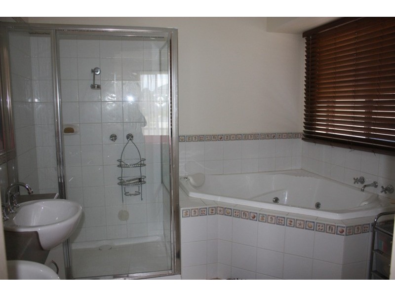 12 Isabella Street, Sunbury VIC 3429