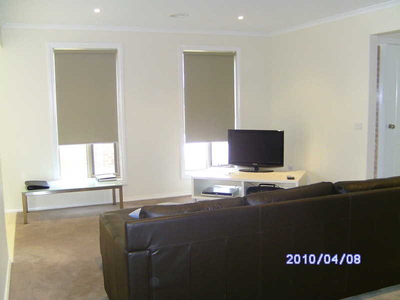 1/18 Lalor Crescent, Sunbury VIC 3429