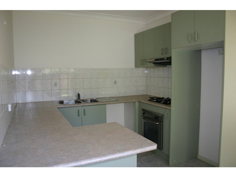 3/3-5 Anderson Road, Sunbury VIC 3429