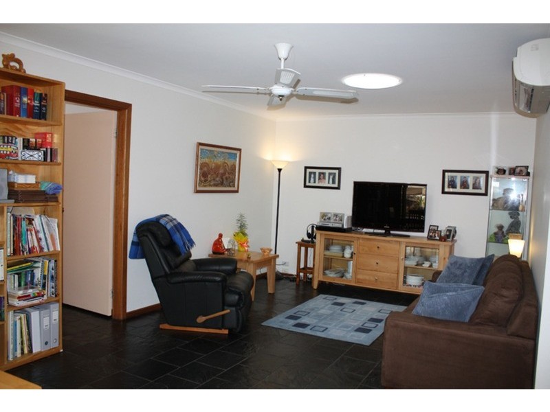 18 Abelia Court, Sunbury VIC 3429