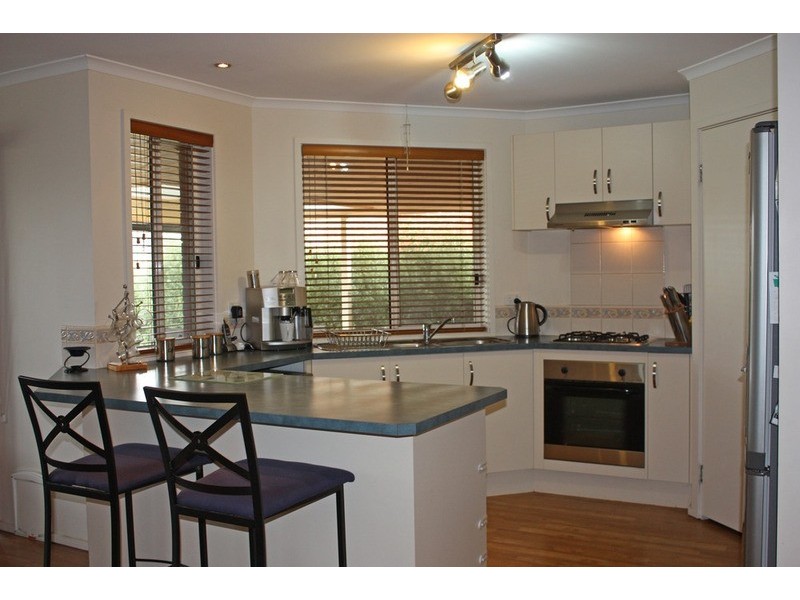68 Cover Drive, Sunbury VIC 3429
