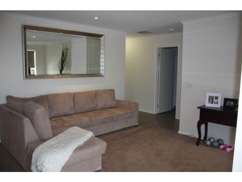 3/18 Lalor Crescent, Sunbury VIC 3429