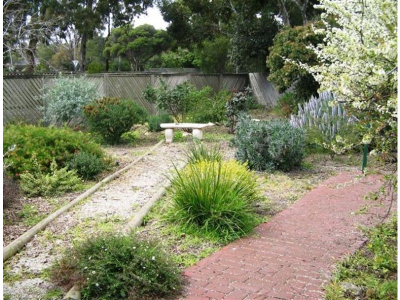 6 Ganton Court, Sunbury VIC 3429