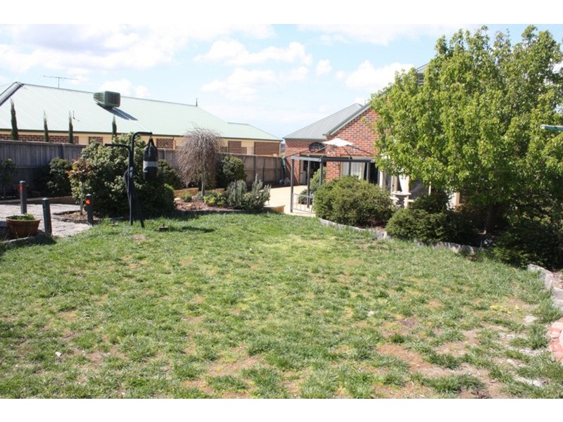 7 Kerrisdale Place, Sunbury VIC 3429