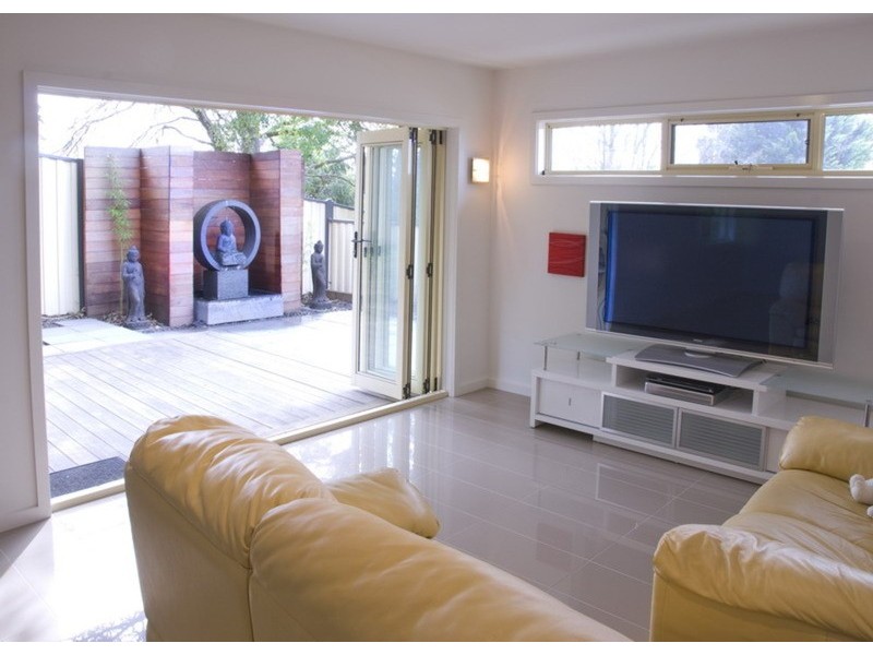 2/26 Stephen Street, Gisborne VIC 3437