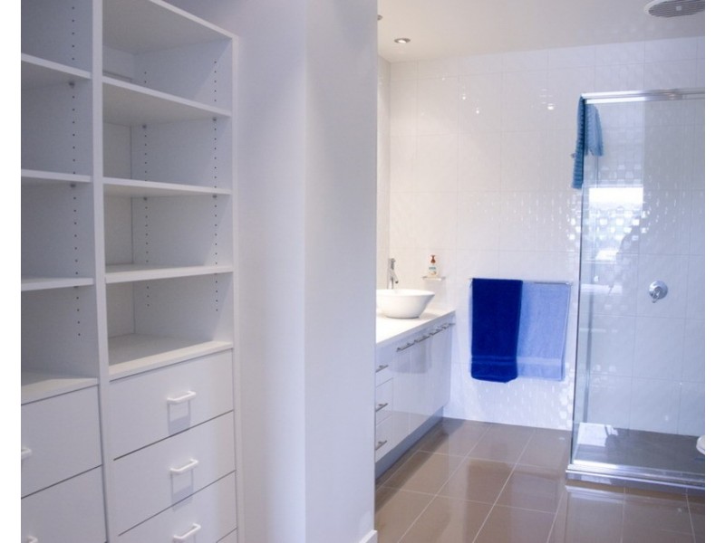 2/26 Stephen Street, Gisborne VIC 3437