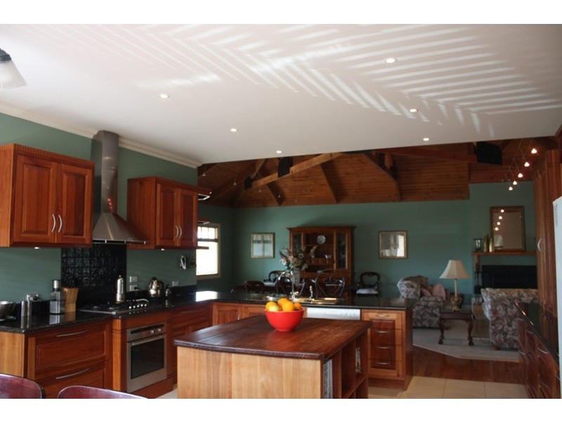 9 John Street, Sunbury VIC 3429