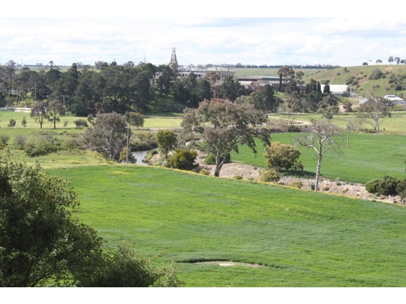 9 John Street, Sunbury VIC 3429