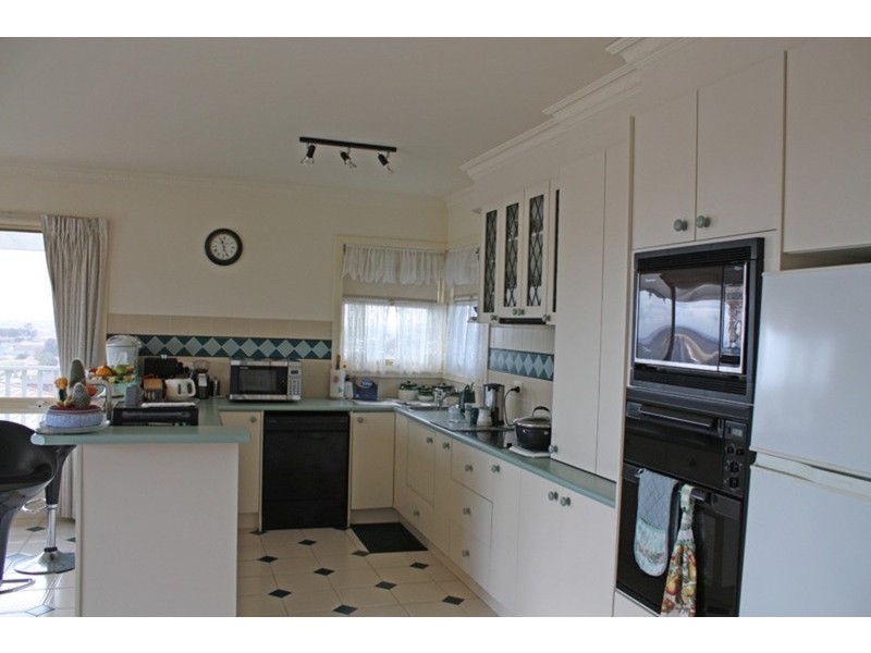 34 Long Drive, Sunbury VIC 3429