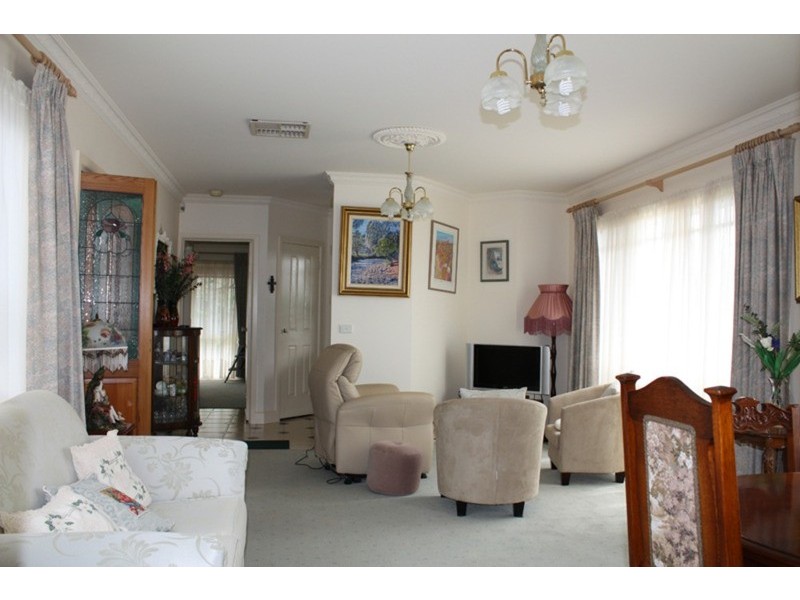 34 Long Drive, Sunbury VIC 3429