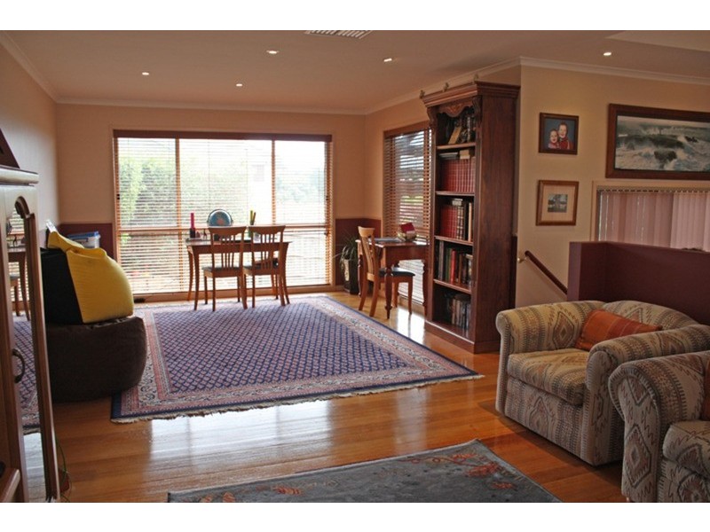 21 Dyson Drive, Sunbury VIC 3429