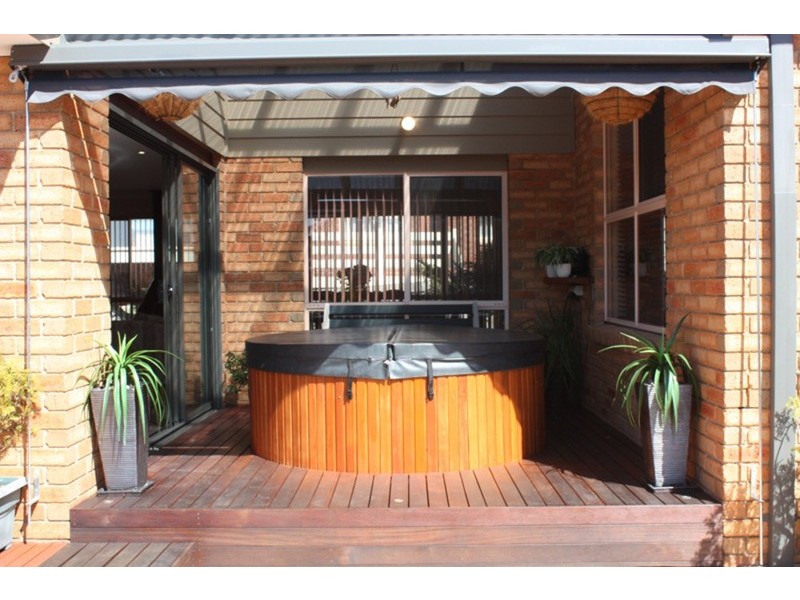 21 Dyson Drive, Sunbury VIC 3429