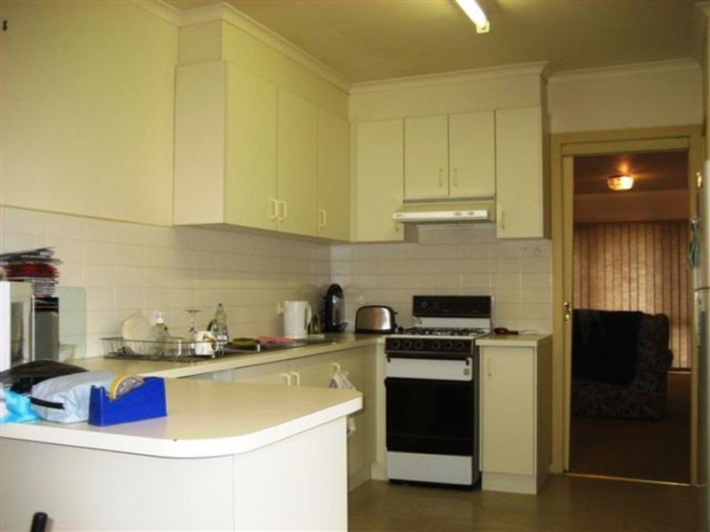 4/103 Pasley Street, Sunbury VIC 3429