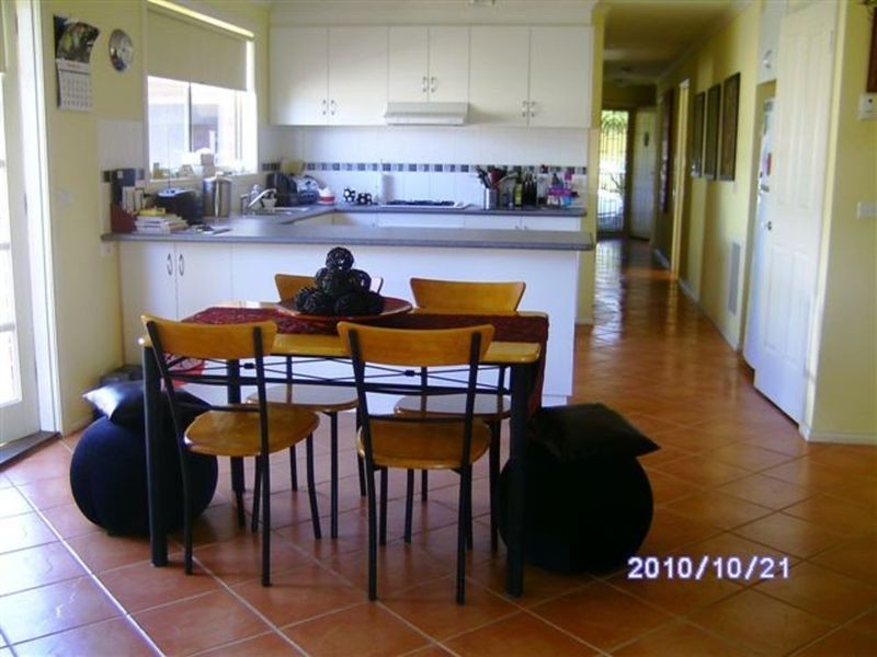 36 Long Drive, Sunbury VIC 3429