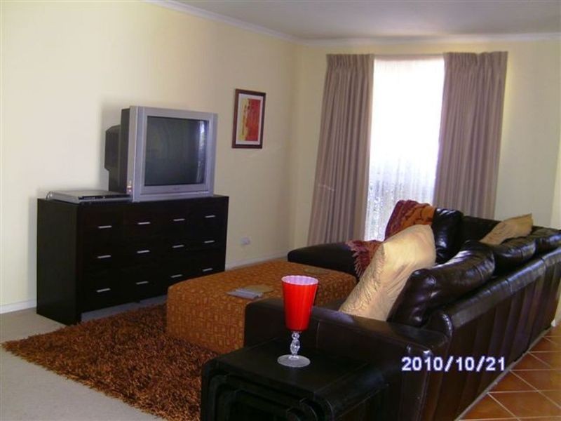 36 Long Drive, Sunbury VIC 3429