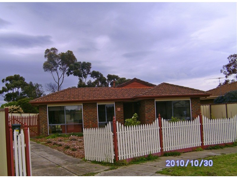 8 Mellon Court, Sunbury VIC 3429