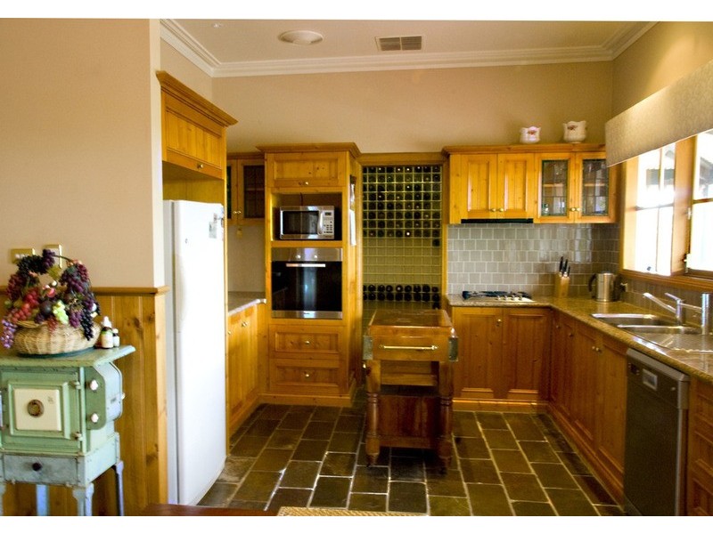 95 Green Street, Bulla VIC 3428