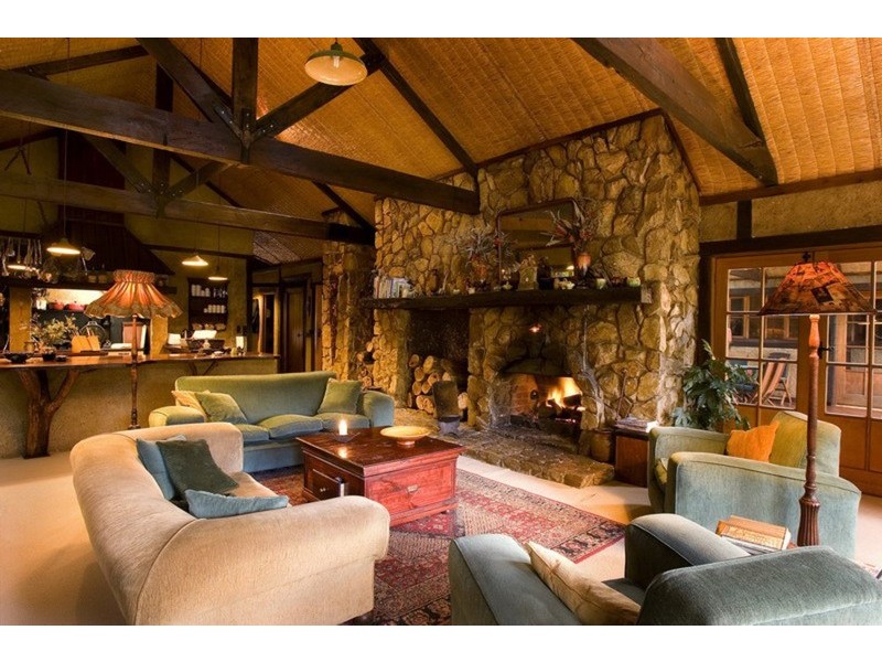 1201 Romsey Road, Mount Macedon VIC 3441