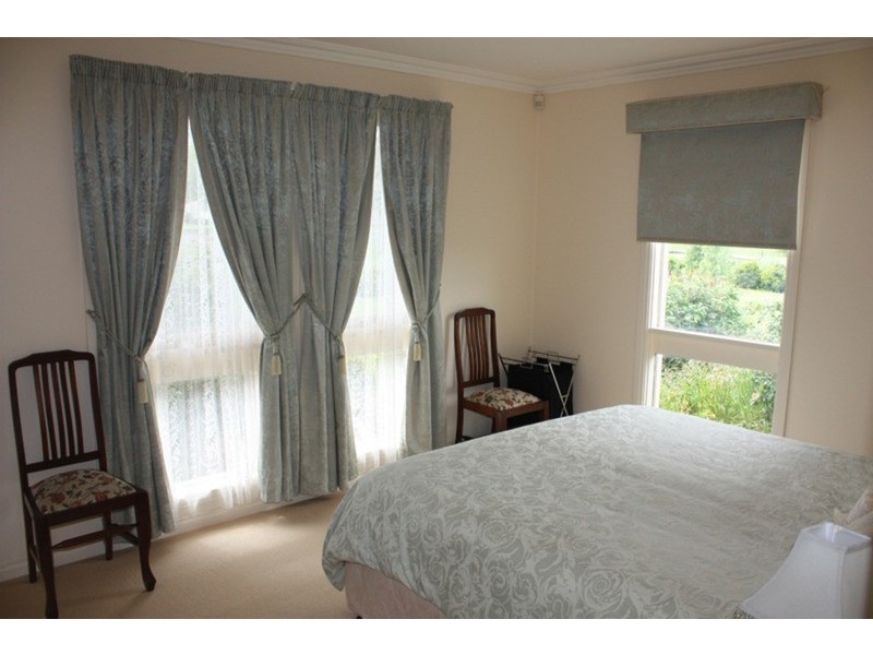 99 Gisborne-kilmore Road, Riddells Creek VIC 3431