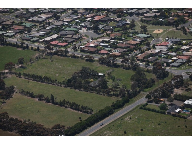 320 Gap Road, Sunbury VIC 3429